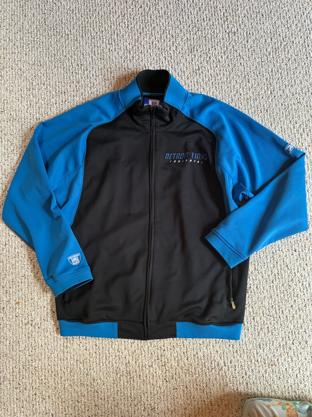 Detroit lions performance zip XL